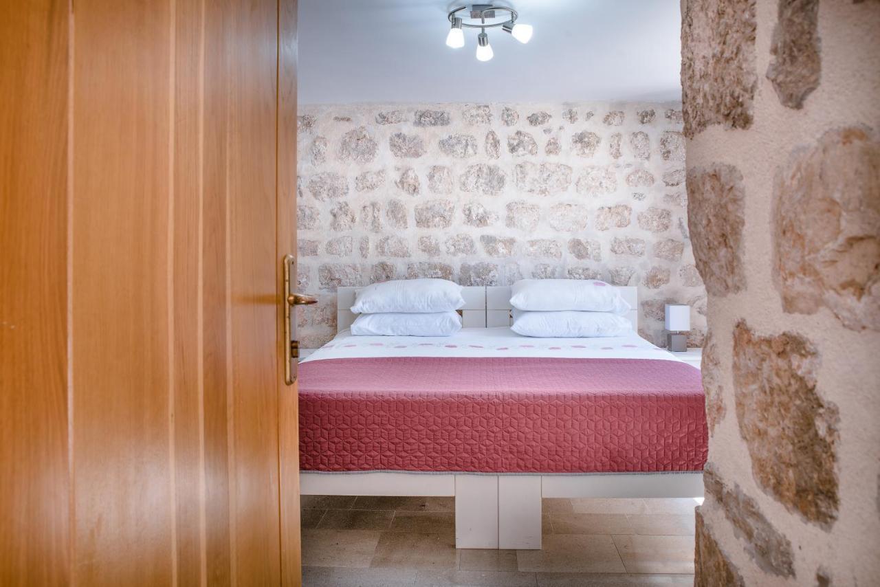 Guesthouse Mrshe Palace Perast Kültér fotó